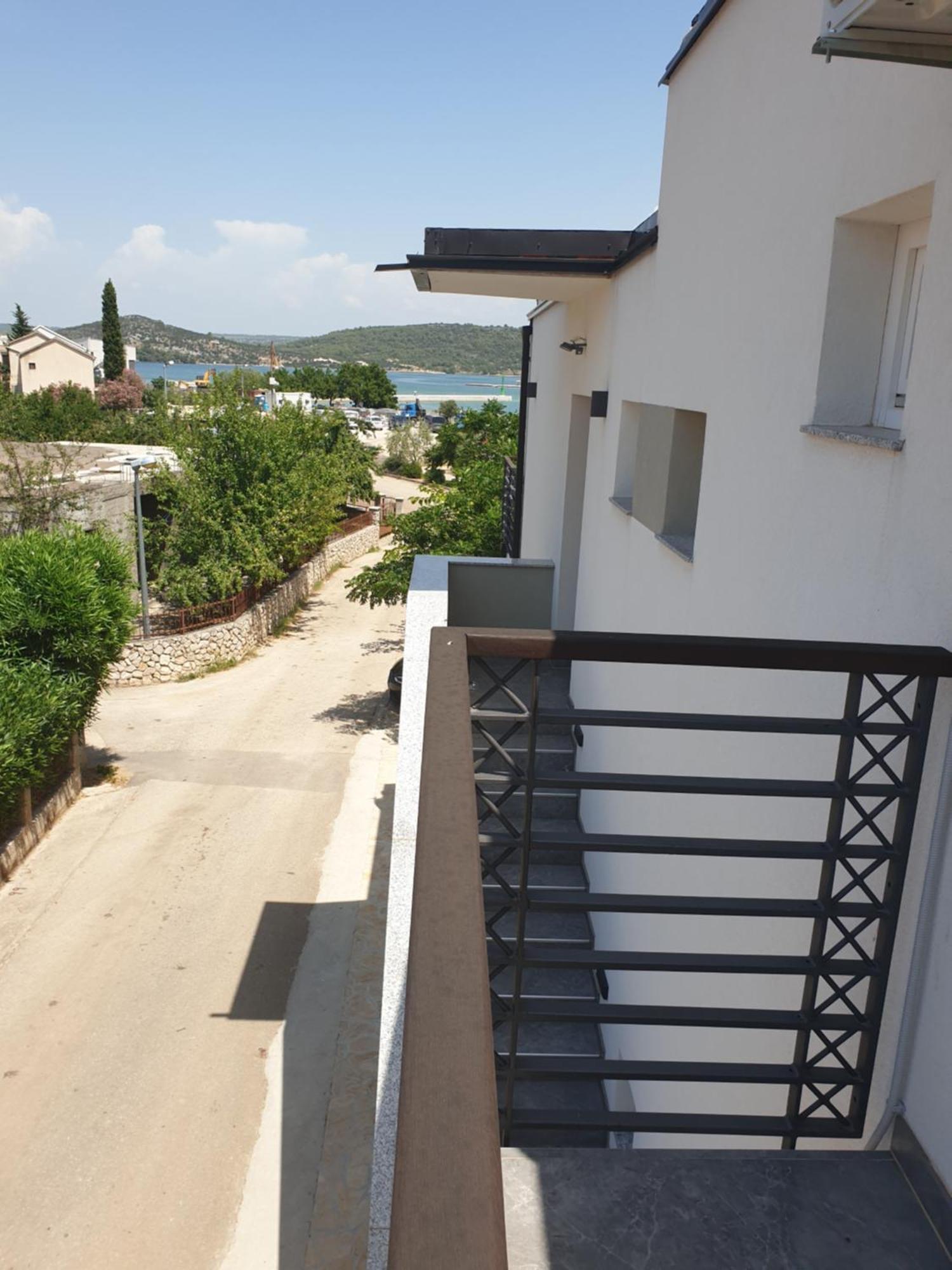 Apartmani Kameno Sidro Bilice Bagian luar foto