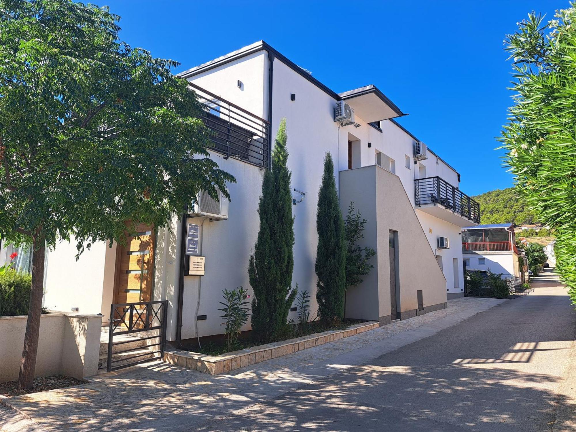 Apartmani Kameno Sidro Bilice Bagian luar foto