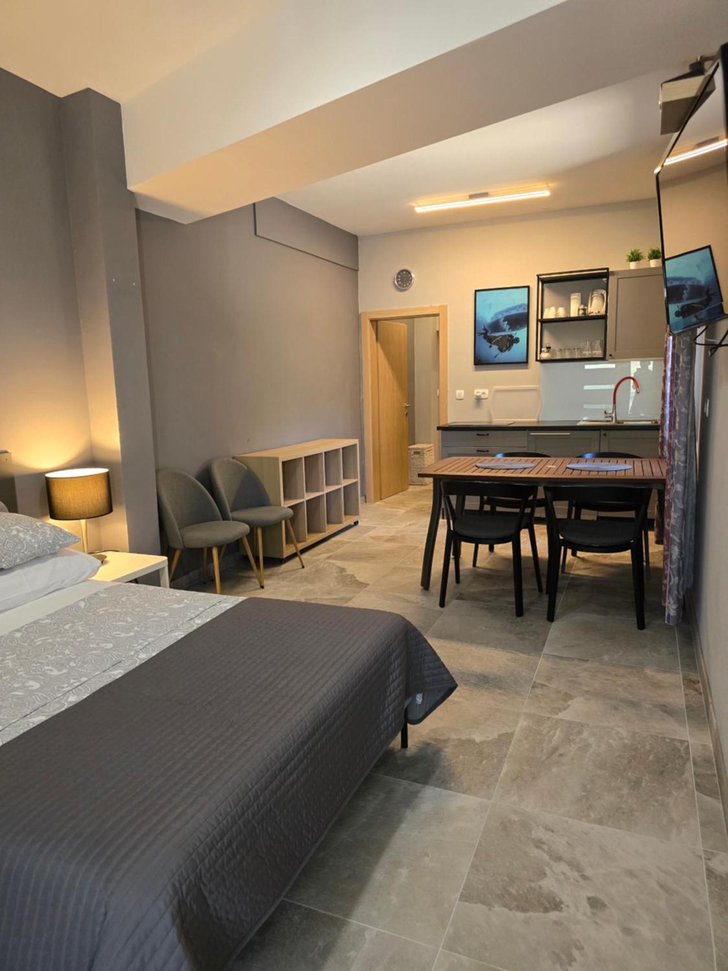 Apartmani Kameno Sidro Bilice Ruang foto